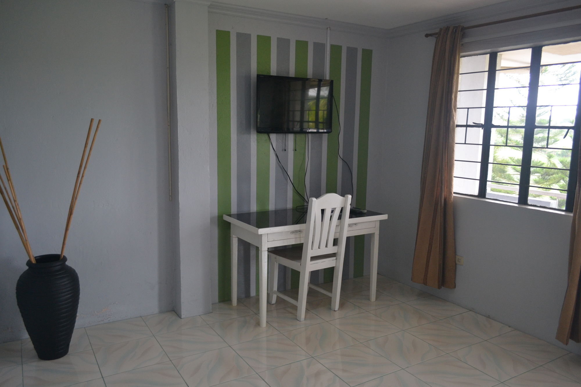 טגאיטאי El Paso Inn מראה חיצוני תמונה