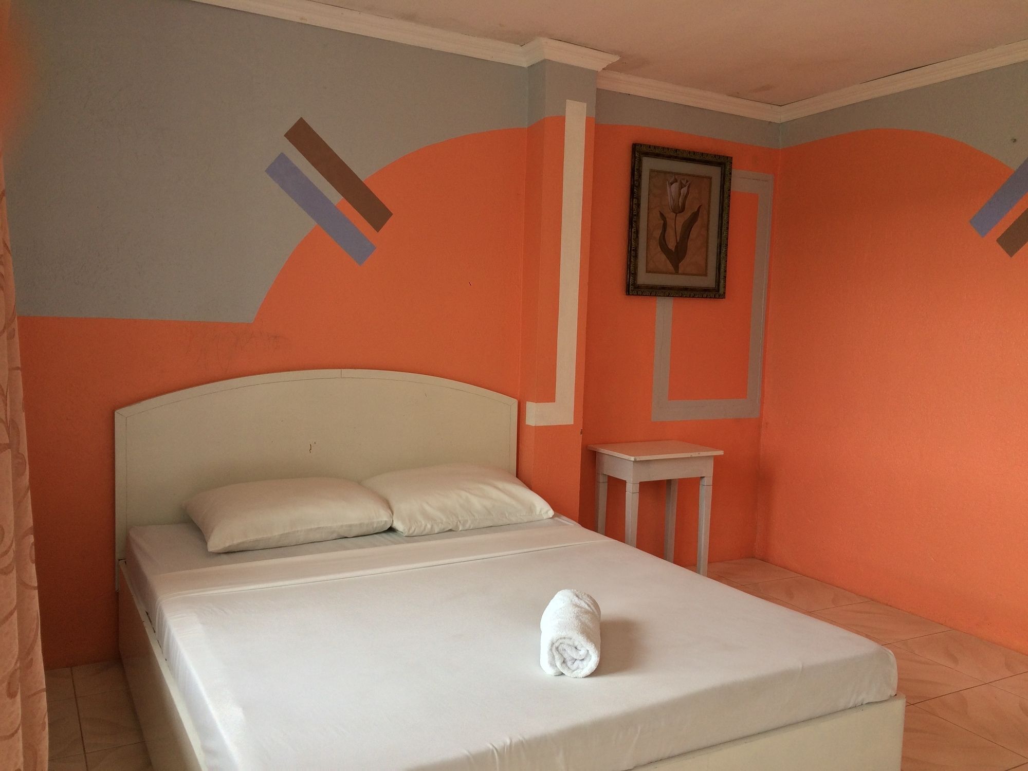 טגאיטאי El Paso Inn מראה חיצוני תמונה